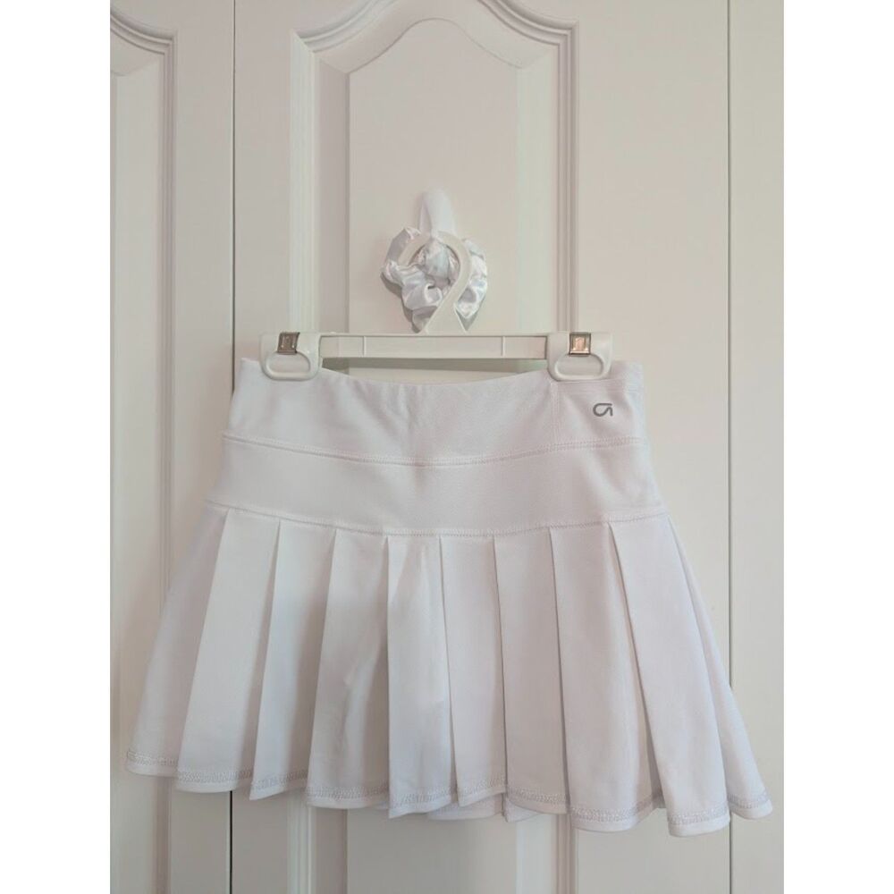 Gap Fit GapFit pique stretch pleated white skort Girls Medium 8/9  tennis cheer